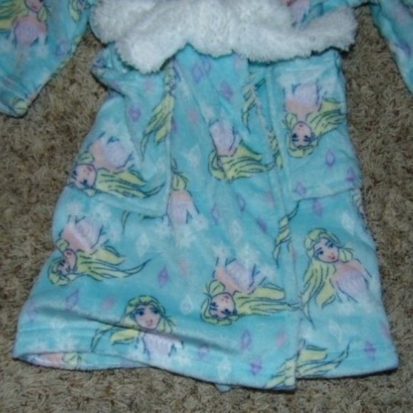 *Frozen Elsa Robe sz 8 Disney Blue Fleece Plush Long Sleeve Belted Winter Girls - Picture 4 of 6